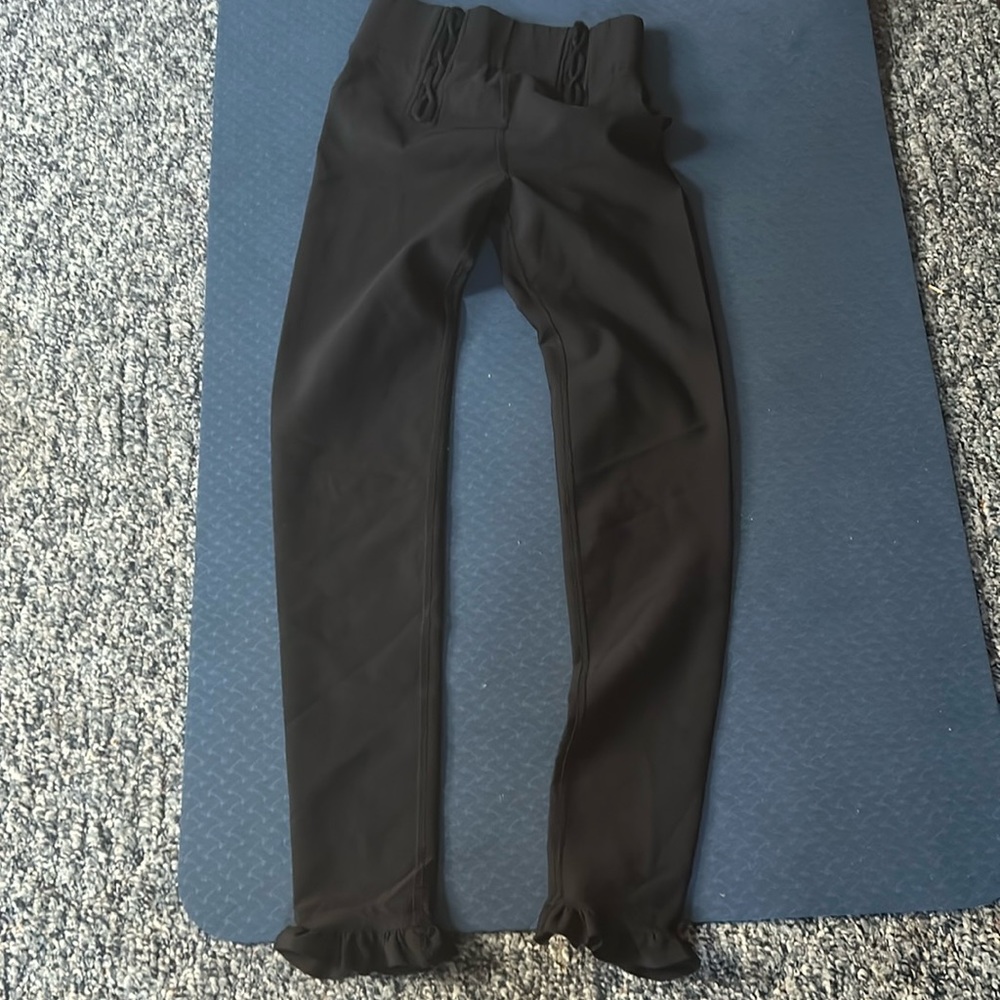 REDUCED!!pre-owned Carbon 38 leggings